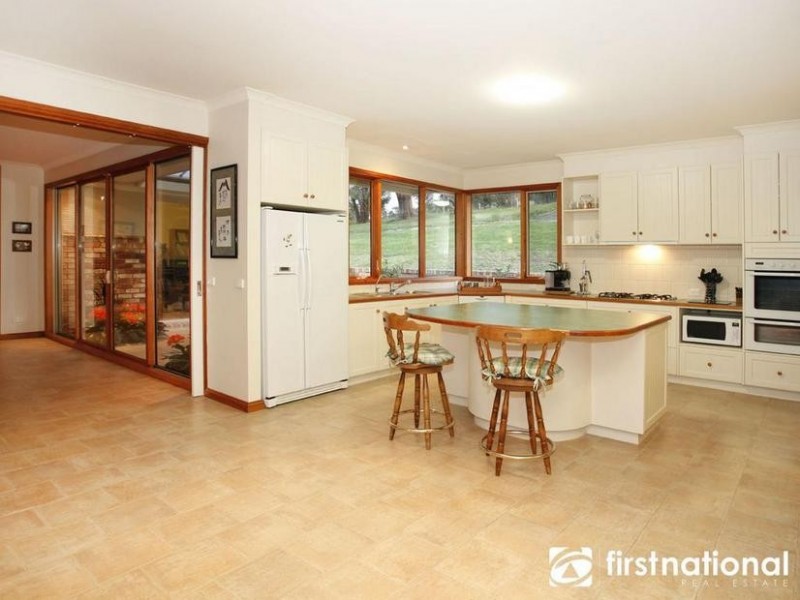 50 Lilliput Ln, Pakenham Upper VIC 3810