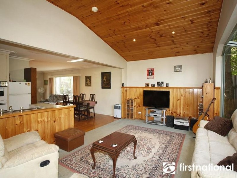 24 Garfield Road, Garfield VIC 3814