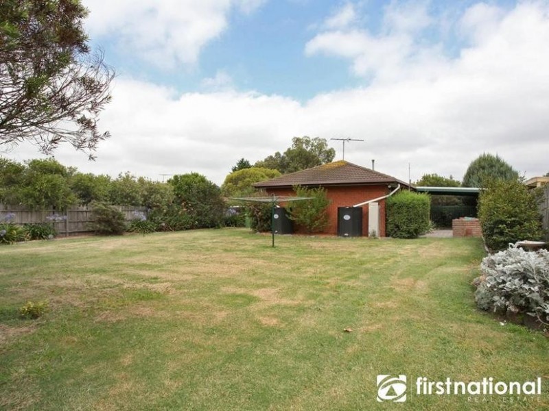43 Kingston Avenue, Pakenham VIC 3810