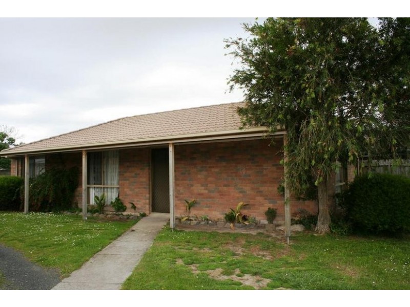 44 Cameron Way, Pakenham VIC 3810