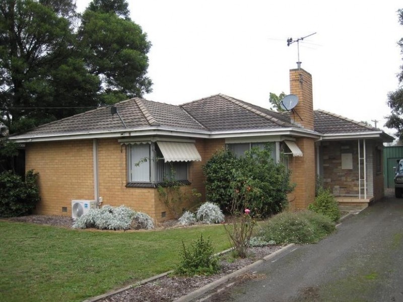75 Princes Highway, Pakenham VIC 3810