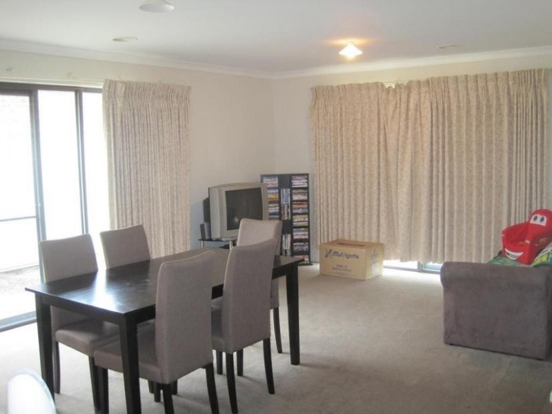 40 Victory Drive, Pakenham VIC 3810