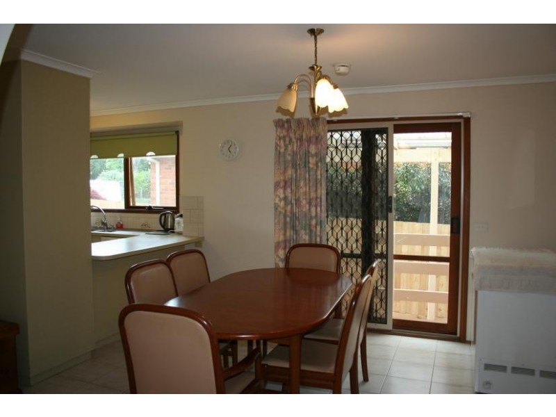 6 Damien Court, Pakenham VIC 3810