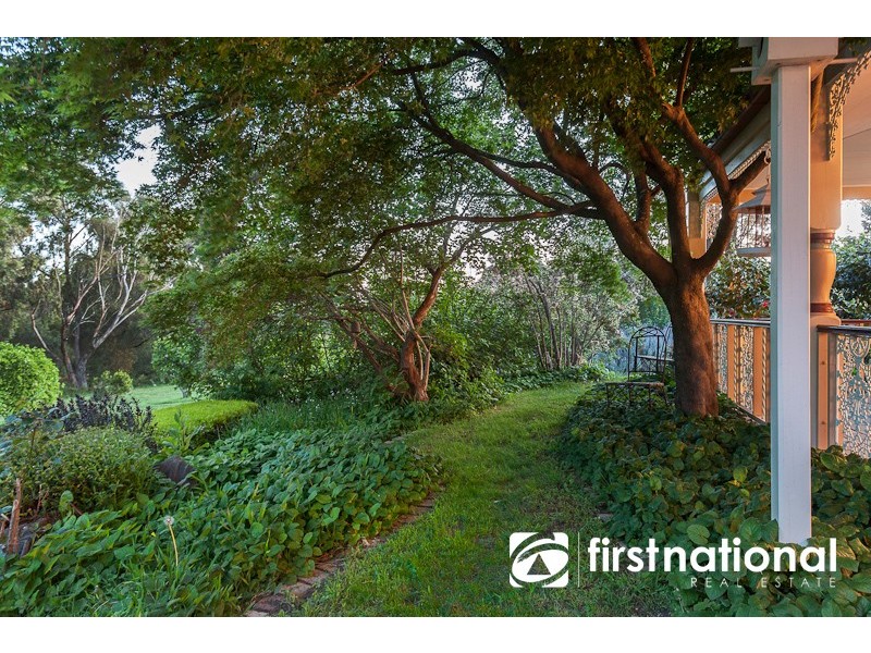 10 Morrison Rd, Pakenham Upper VIC 3810