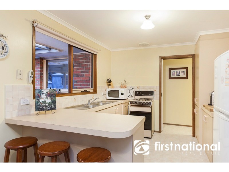 14 Templeton Crescent, Pakenham VIC 3810