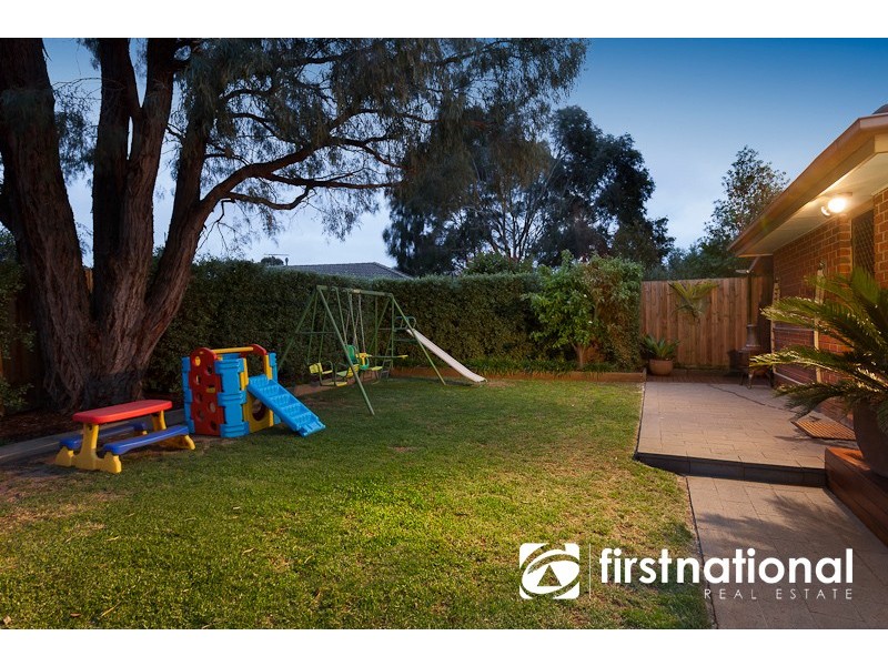 14 Templeton Crescent, Pakenham VIC 3810