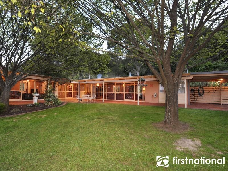 5 Buckland Lane, Pakenham Upper VIC 3810