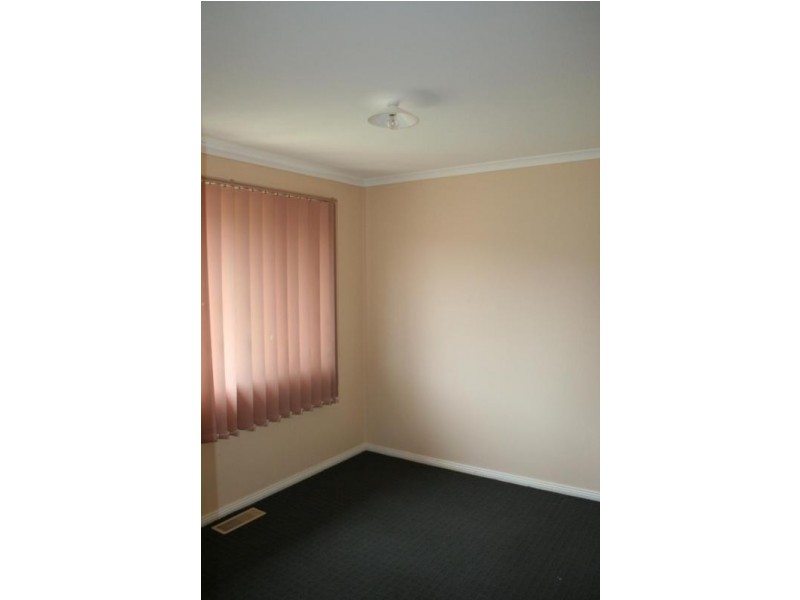 31 Riviera Drive, Pakenham VIC 3810