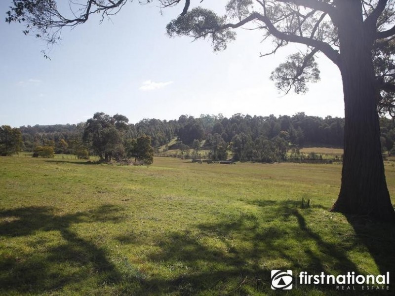 195 Tonimbuk Road, Bunyip North VIC 3815