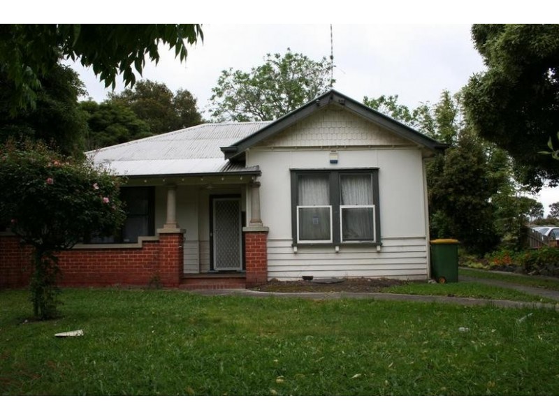 49 James Street, Pakenham VIC 3810