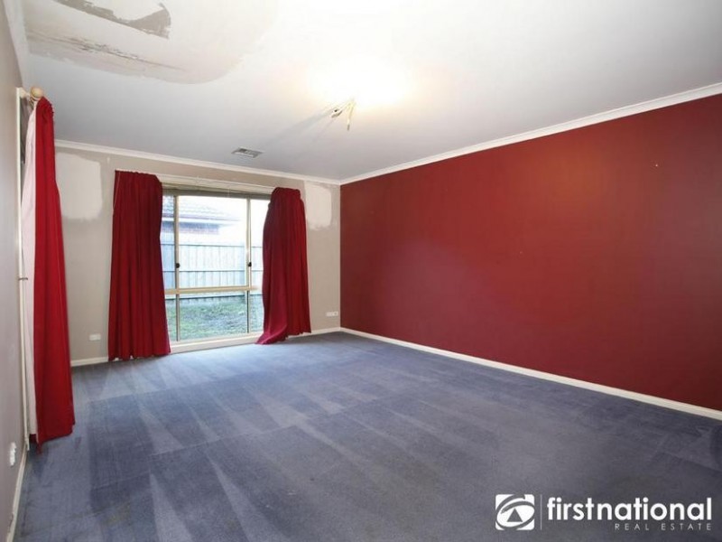 11 Camelia Way, Pakenham VIC 3810