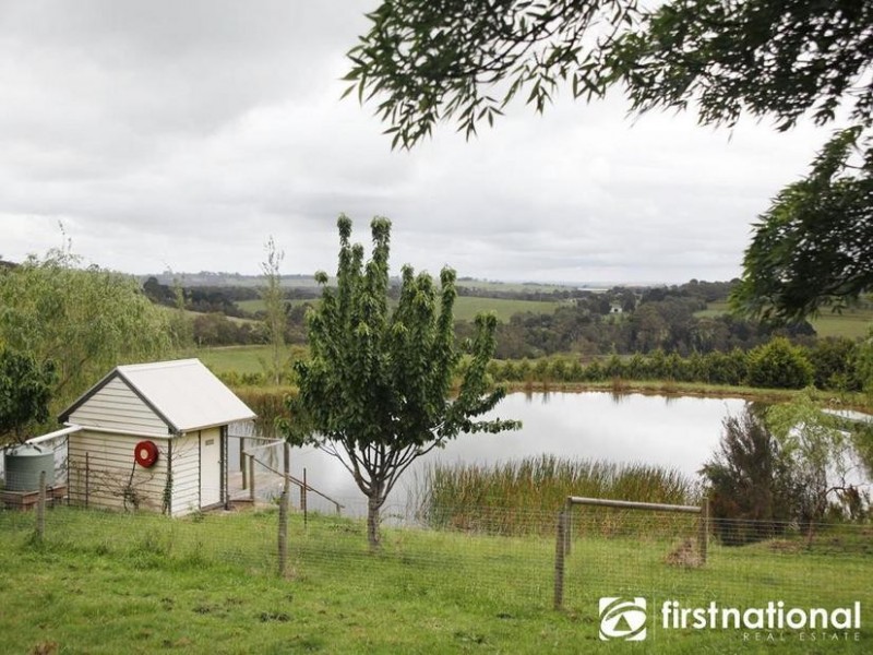 70 Sanders Rd, Garfield North VIC 3814