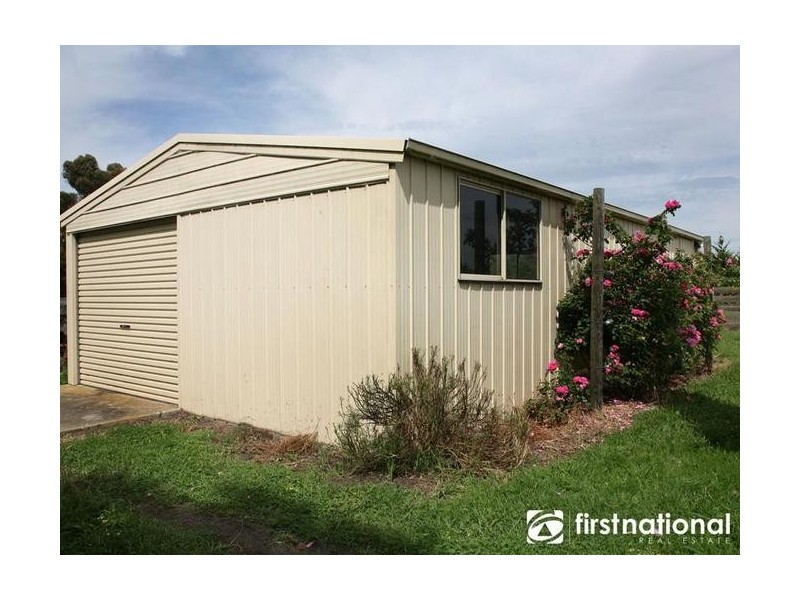 590 Seven Mile Rd, Nar Nar Goon VIC 3812