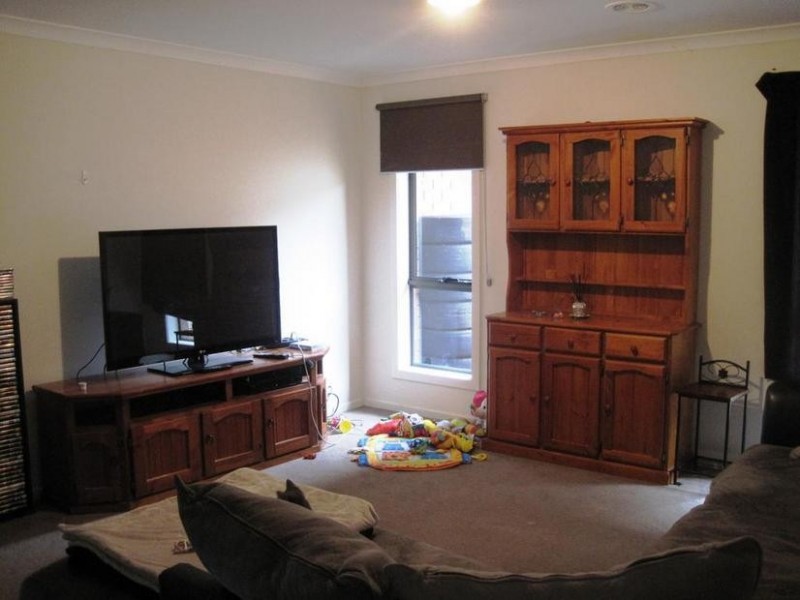 40 Victory Drive, Pakenham VIC 3810