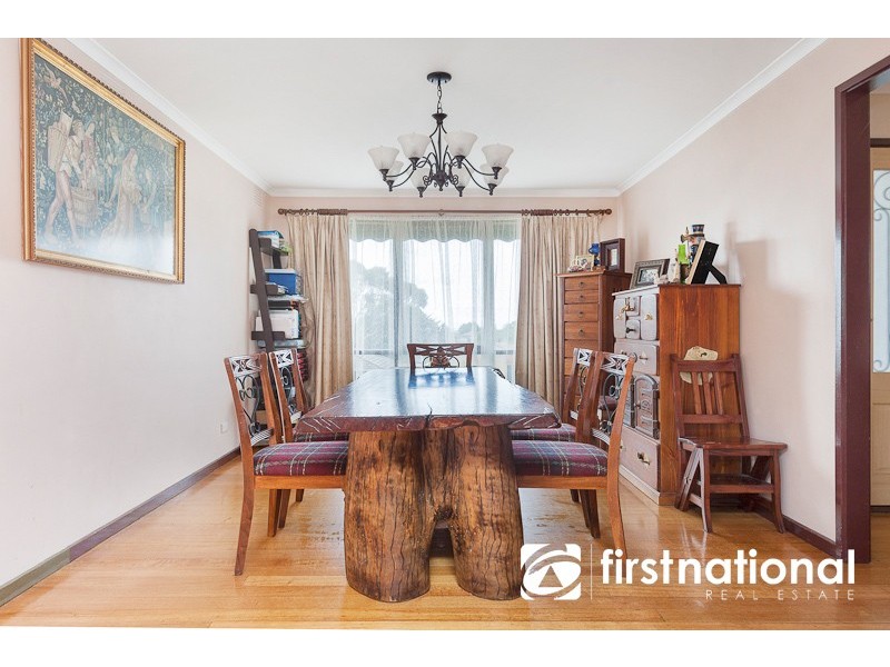 4 Dove Court, Pakenham VIC 3810