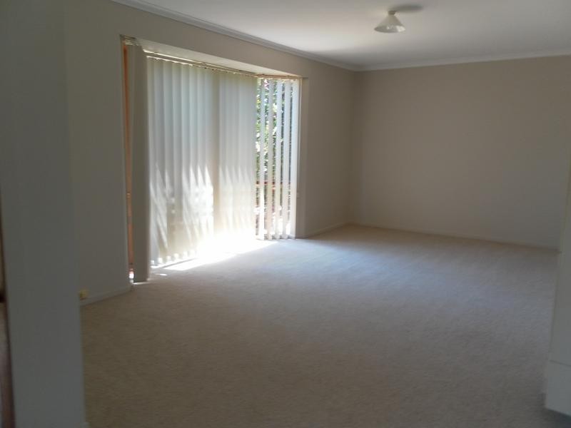 54 Bluegrass Crescent, Pakenham VIC 3810