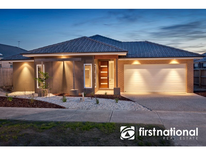 29 Arthur Phillip Drive, Pakenham VIC 3810