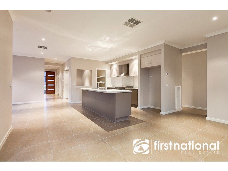 29 Arthur Phillip Drive, Pakenham VIC 3810