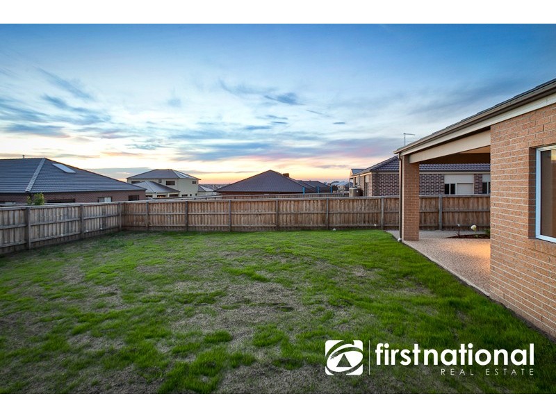 29 Arthur Phillip Drive, Pakenham VIC 3810