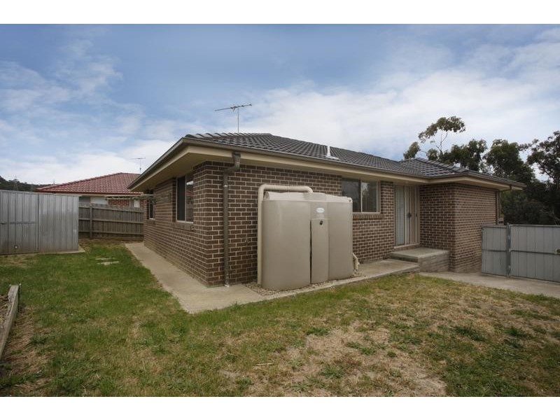 31 Riviera Drive, Pakenham VIC 3810