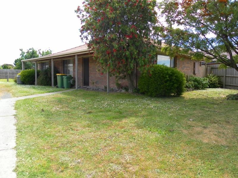 44 Cameron Way, Pakenham VIC 3810