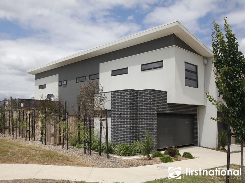 21 Flemington Rise, Officer VIC 3809
