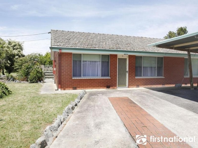 1/1 Charles Street, Pakenham VIC 3810