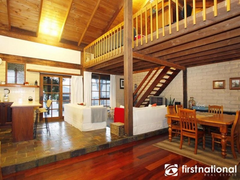 3 May Court, Garfield VIC 3814