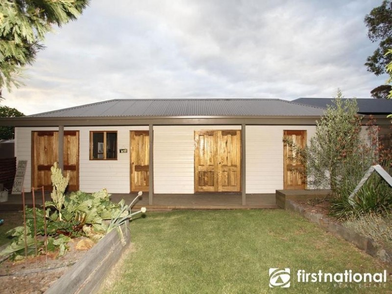 3 May Court, Garfield VIC 3814