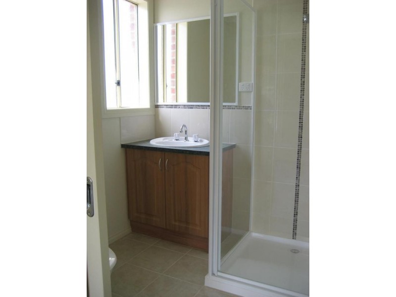 9 Torre Road, Pakenham VIC 3810