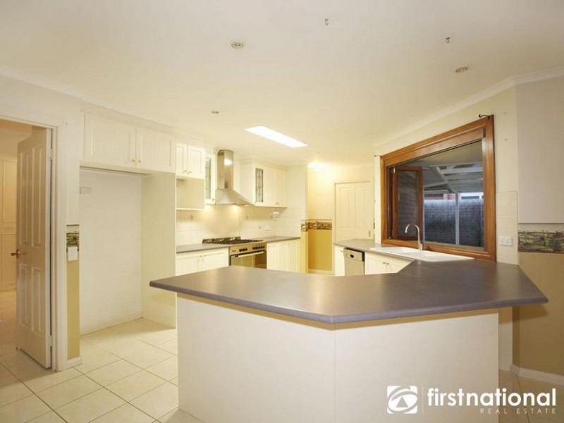 11 Camelia Way, Pakenham VIC 3810