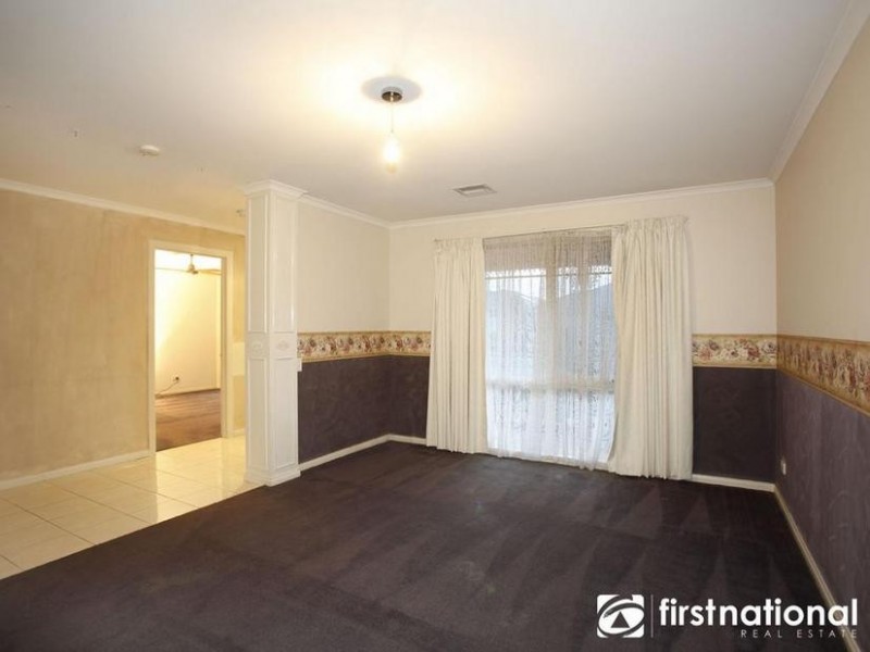 11 Camelia Way, Pakenham VIC 3810