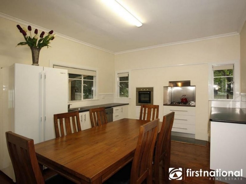 30 Main Street, Nar Nar Goon VIC 3812