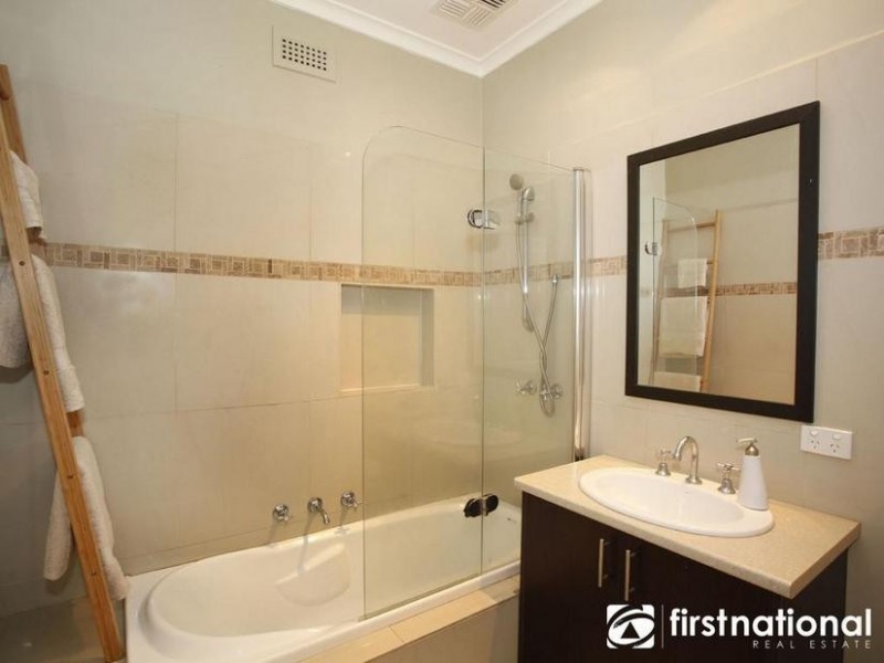 30 Main Street, Nar Nar Goon VIC 3812