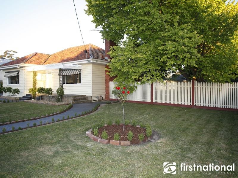 30 Main Street, Nar Nar Goon VIC 3812