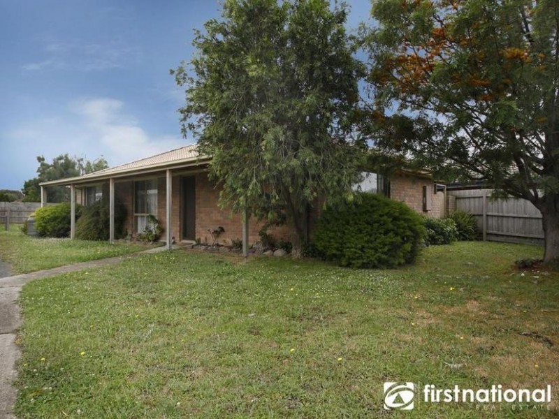 44 Cameron Way, Pakenham VIC 3810