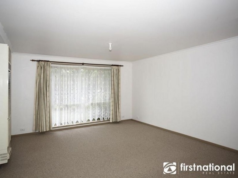 44 Cameron Way, Pakenham VIC 3810