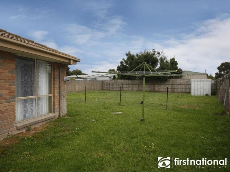 44 Cameron Way, Pakenham VIC 3810