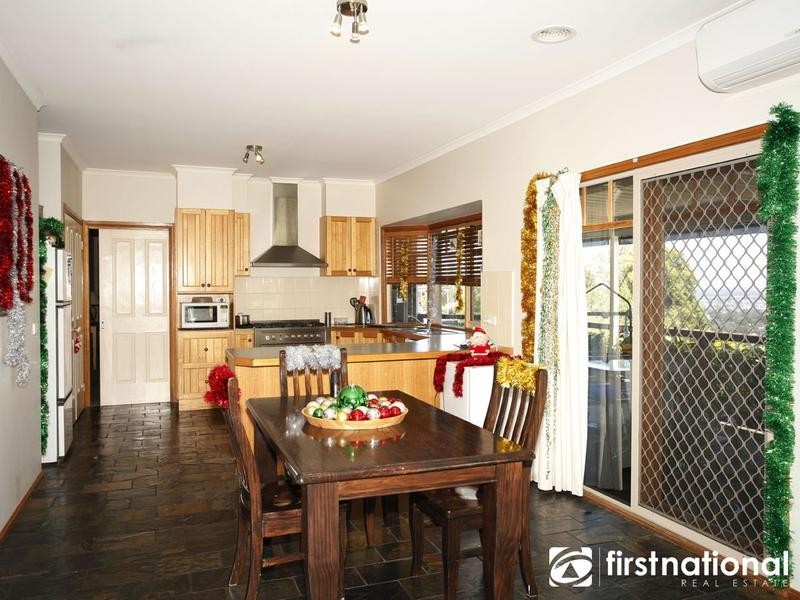 53 Highland Drive, Pakenham VIC 3810