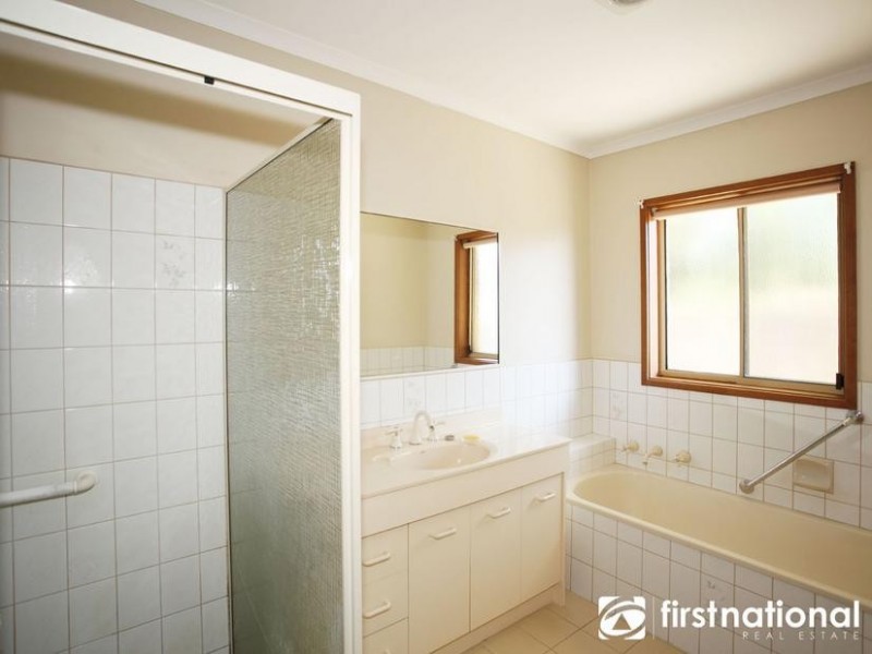 4/49 King Street, Pakenham VIC 3810