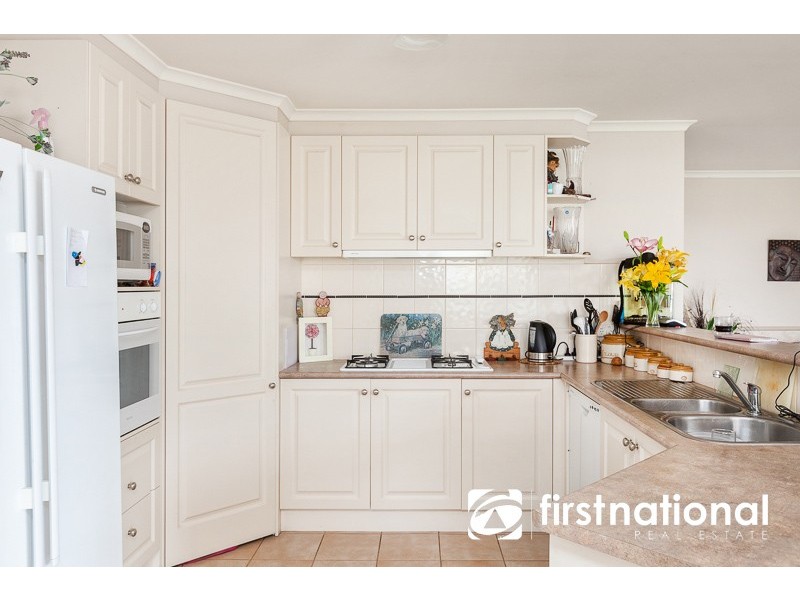 59 Oaklands Way, Pakenham VIC 3810