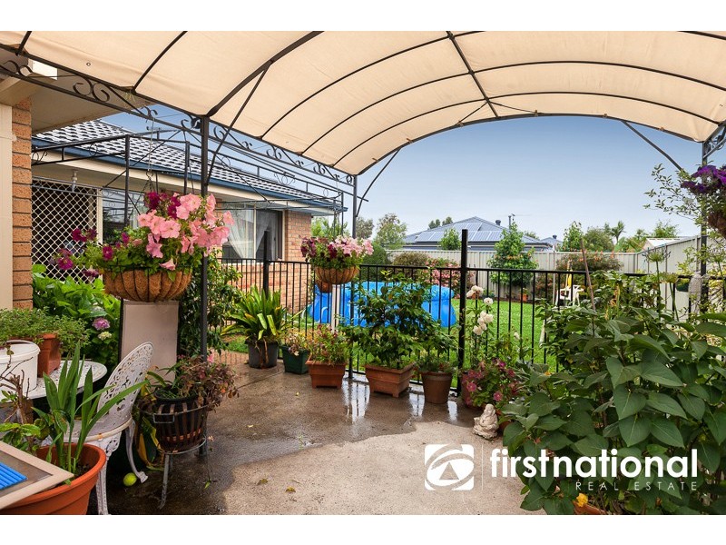 59 Oaklands Way, Pakenham VIC 3810