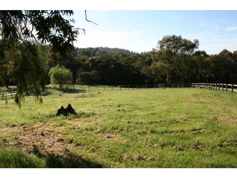 42 Girrahween Road, Maryknoll VIC 3812