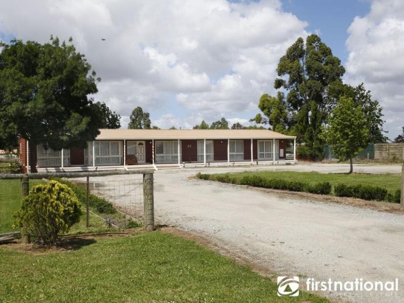25 Richards Rd, Nar Nar Goon VIC 3812