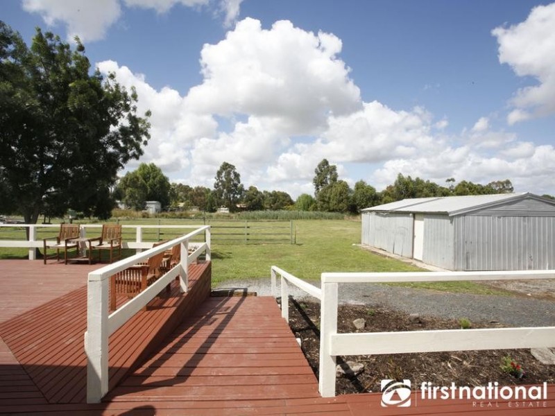 25 Richards Rd, Nar Nar Goon VIC 3812