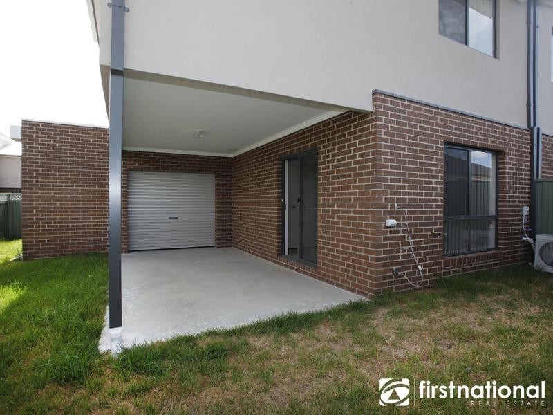 15/180 Henry Road, Pakenham VIC 3810