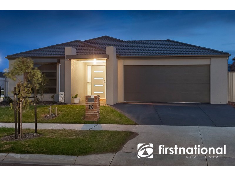 31 Victory Drive, Pakenham VIC 3810