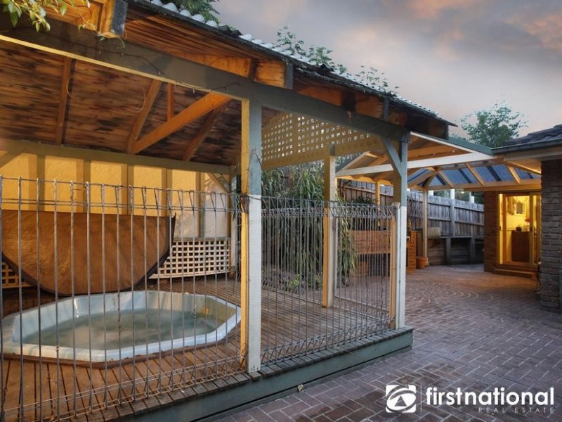 9 The Ridgeway, Pakenham VIC 3810