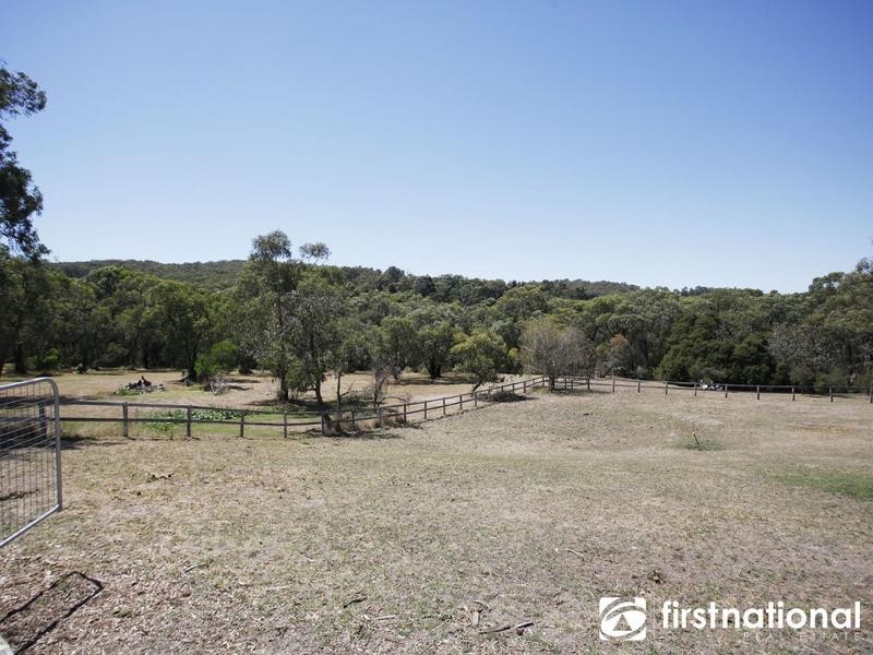 42 Girrahween Road, Maryknoll VIC 3812