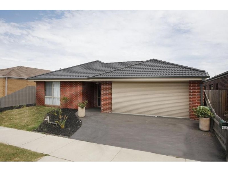 45 Belvedere Drive, Pakenham VIC 3810